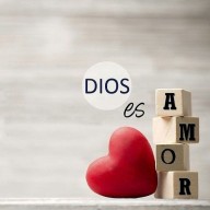 DIOS ES .....